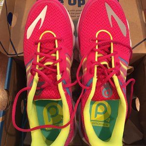 Girls Brooks PureFlow NIB